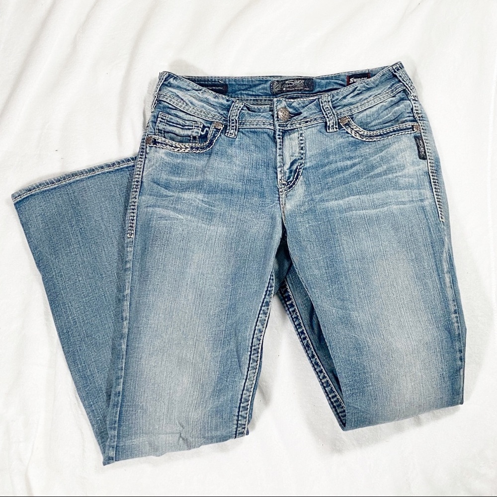 Silver Suki jeans women’s size 29 light wash boot cut blue for buckle